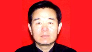 鲁丽董事长_鲁丽苹果图片